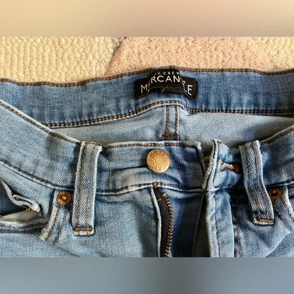 J Crew Mercantile Jeans - Women's Size 26 - Light Wash - Raw hem - Picture 2 of 16